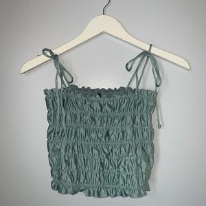 Ruched crop top 💙